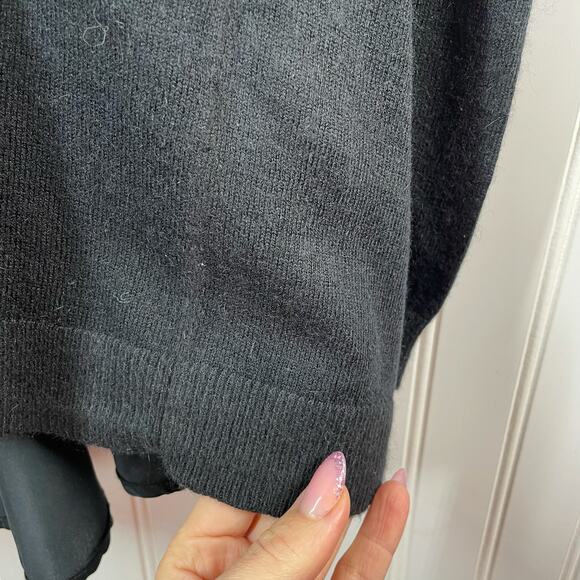 Sisley Women's Black Long Sleeve Crew Neck Button Back Detailing Sweater  XS - Picture 8 of 14